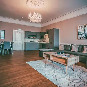 63-chester-rows-city-centre-apartment.hotelsin-chester.com/